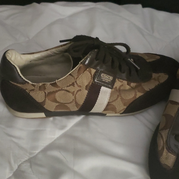 Coach tan and brown sneakers 6.5 - Picture 2 of 7